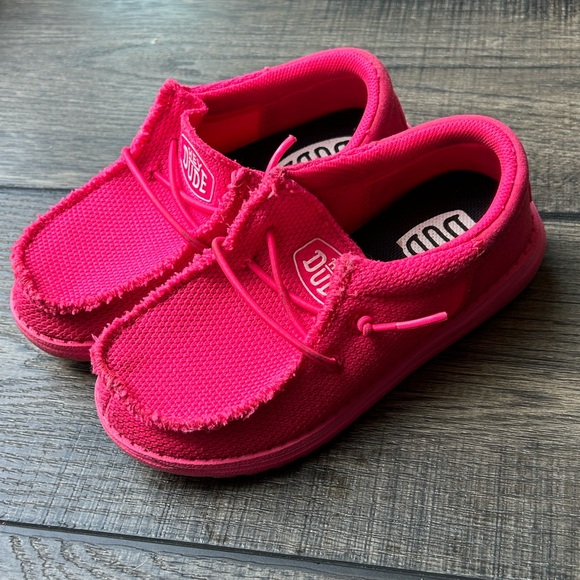 Hey Dude Pink Moccasin Shoes Slip-Ons - Picture 2 of 4